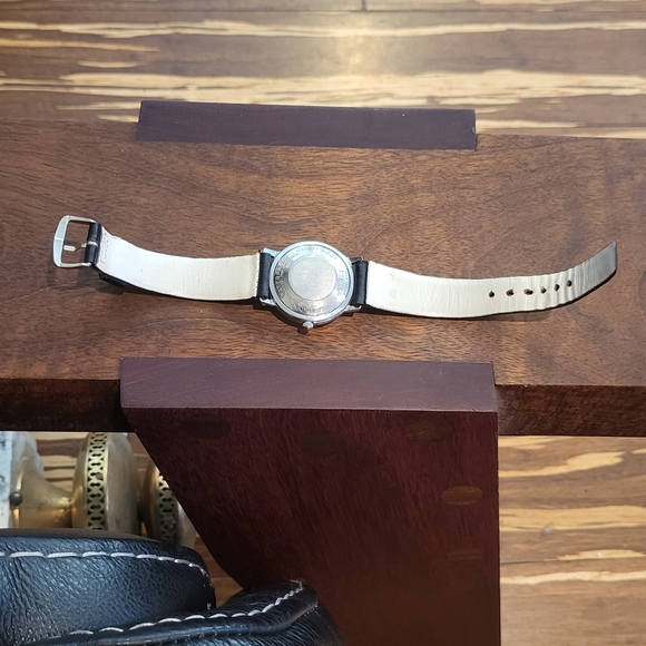 Benrus ⭐️⭐️⭐️ Self-winding Date Waterproof Dustproof #7026 Series Watch - Picture 5 of 6